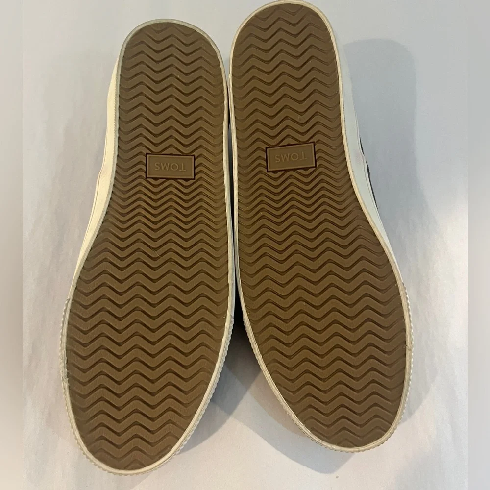 TOMS Men's Size 10 Nubuck Baja Slip On In Chocolate‎ Brown